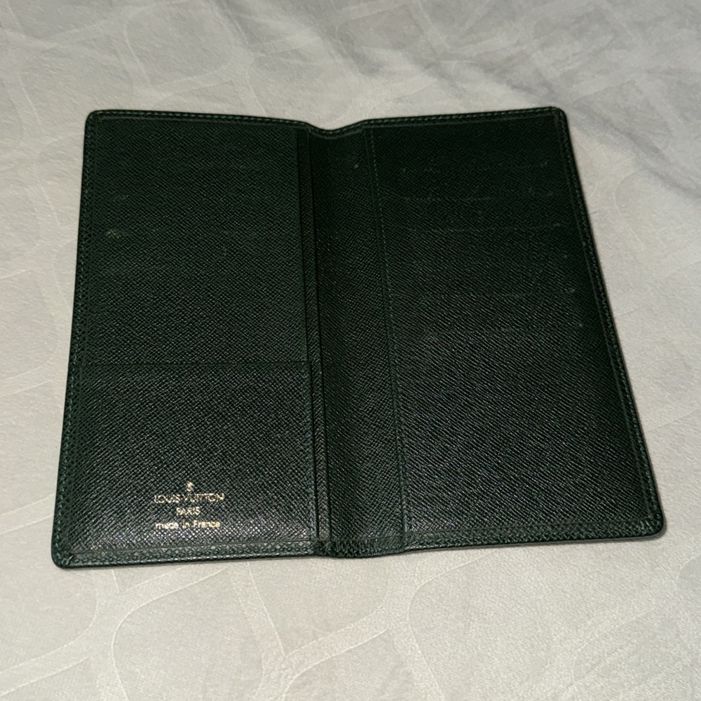 Louis Vuitton Checkbook Wallet - Picture 2 of 8